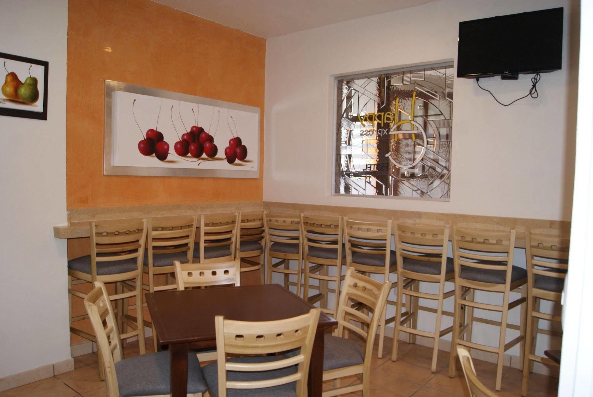 Happy Express Hotel Oaxaca Bagian luar foto