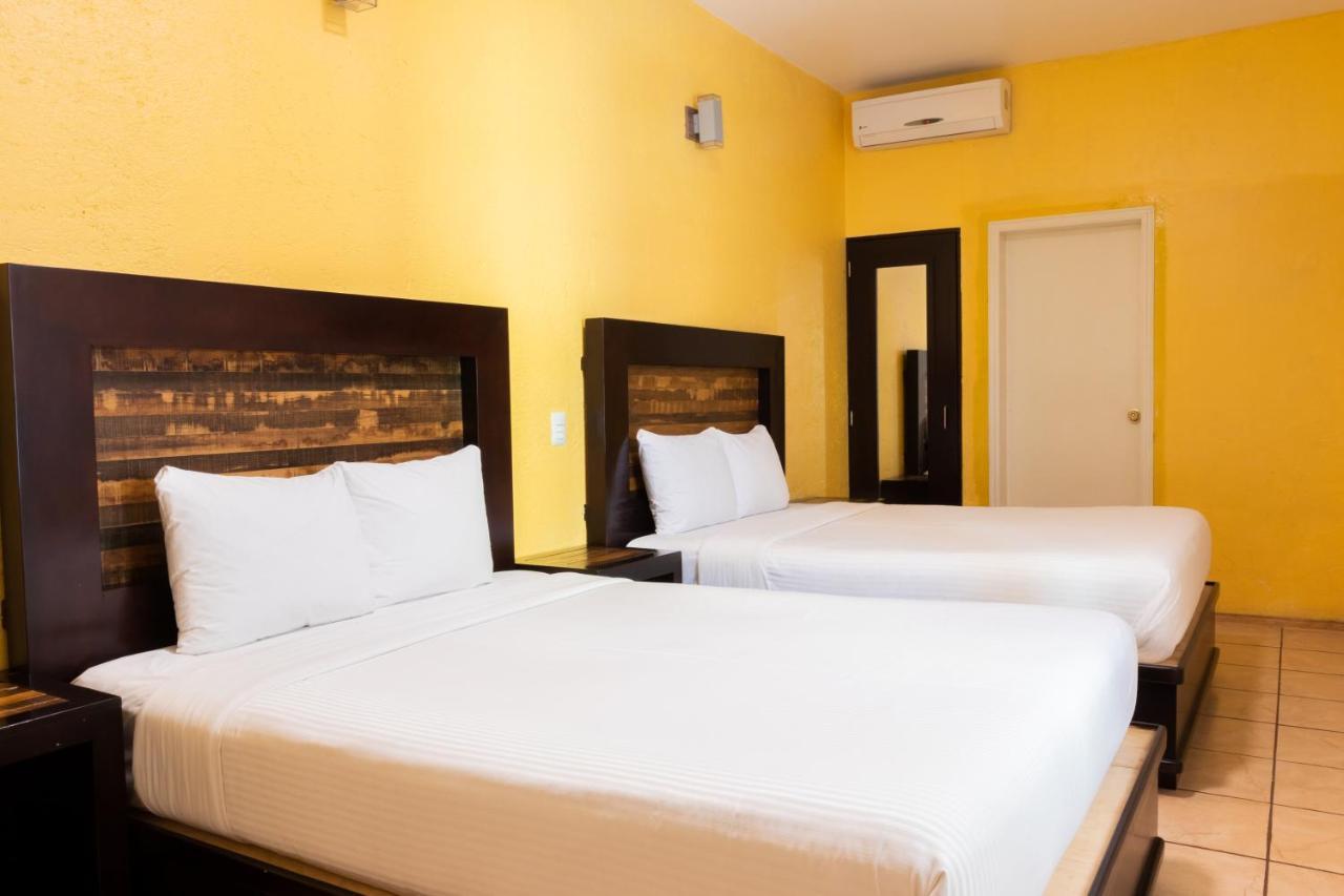 Happy Express Hotel Oaxaca Bagian luar foto
